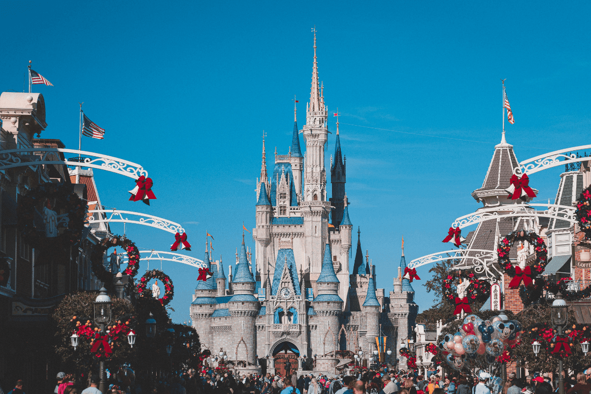 DISB34 – Dividendos da Disney – veja valores e datas - imagem destacada