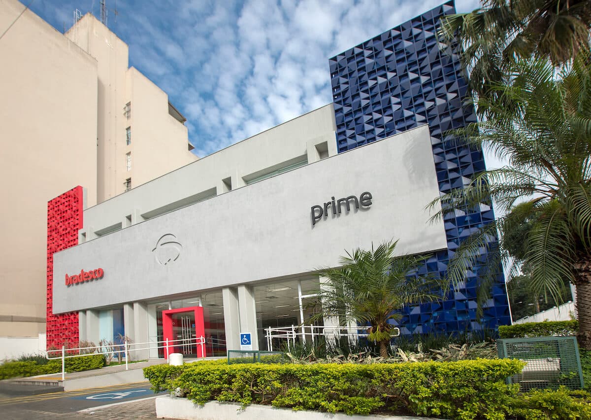 Bradesco informa dividendos e juros sobre capital próprio (JCP) aos seus investidores - imagem destacada