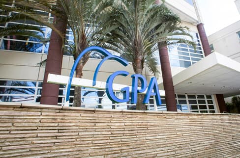Grupo Pão de Açúcar (GPA) faz acordo para venda e locação de 11 lojas por R$ 330 milhões - imagem destacada