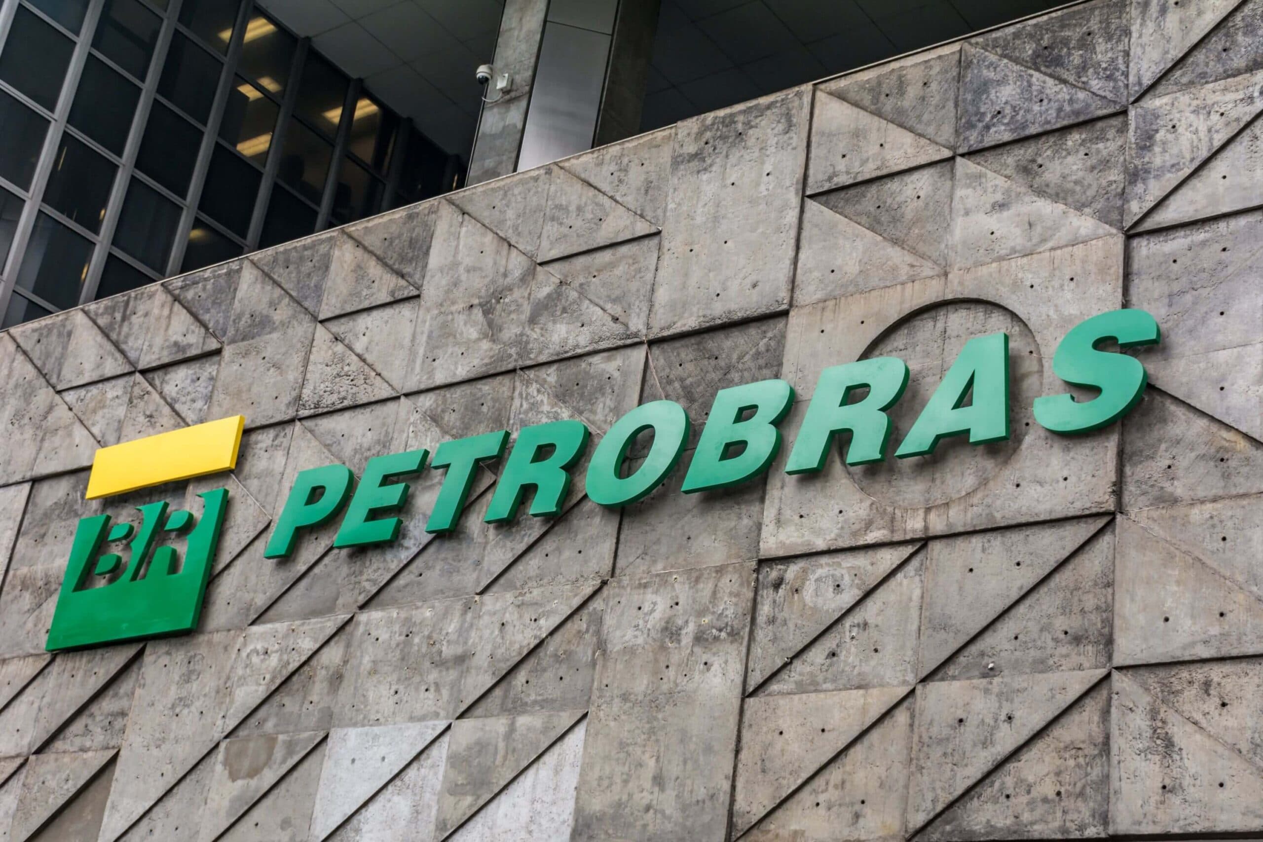 PETR4 – Dividendos da Petrobras – veja valores e datas - imagem destacada